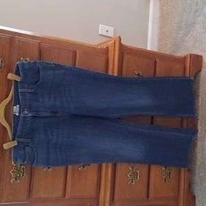 LIKE NEW.  LL Bean Favorite Fit Jeans